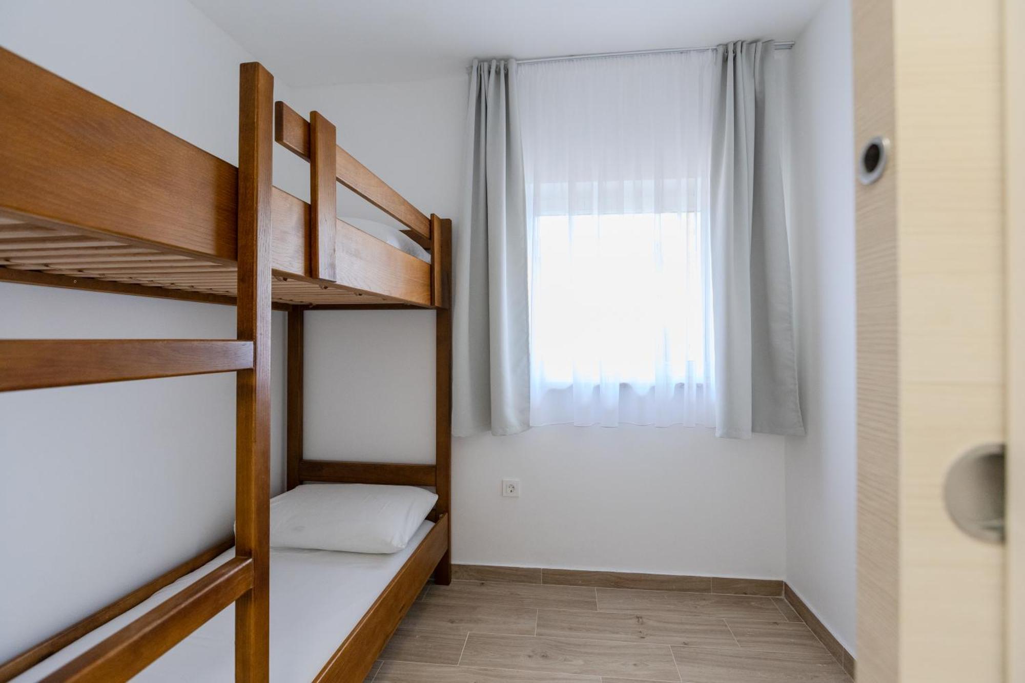 Apartments Lorena ปริฟลากา ภายนอก รูปภาพ