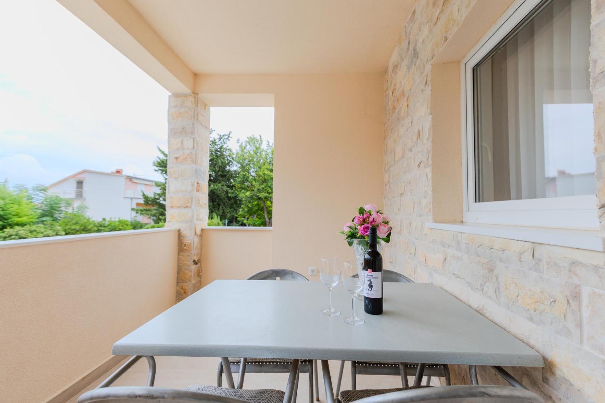 Apartments Lorena ปริฟลากา ภายนอก รูปภาพ