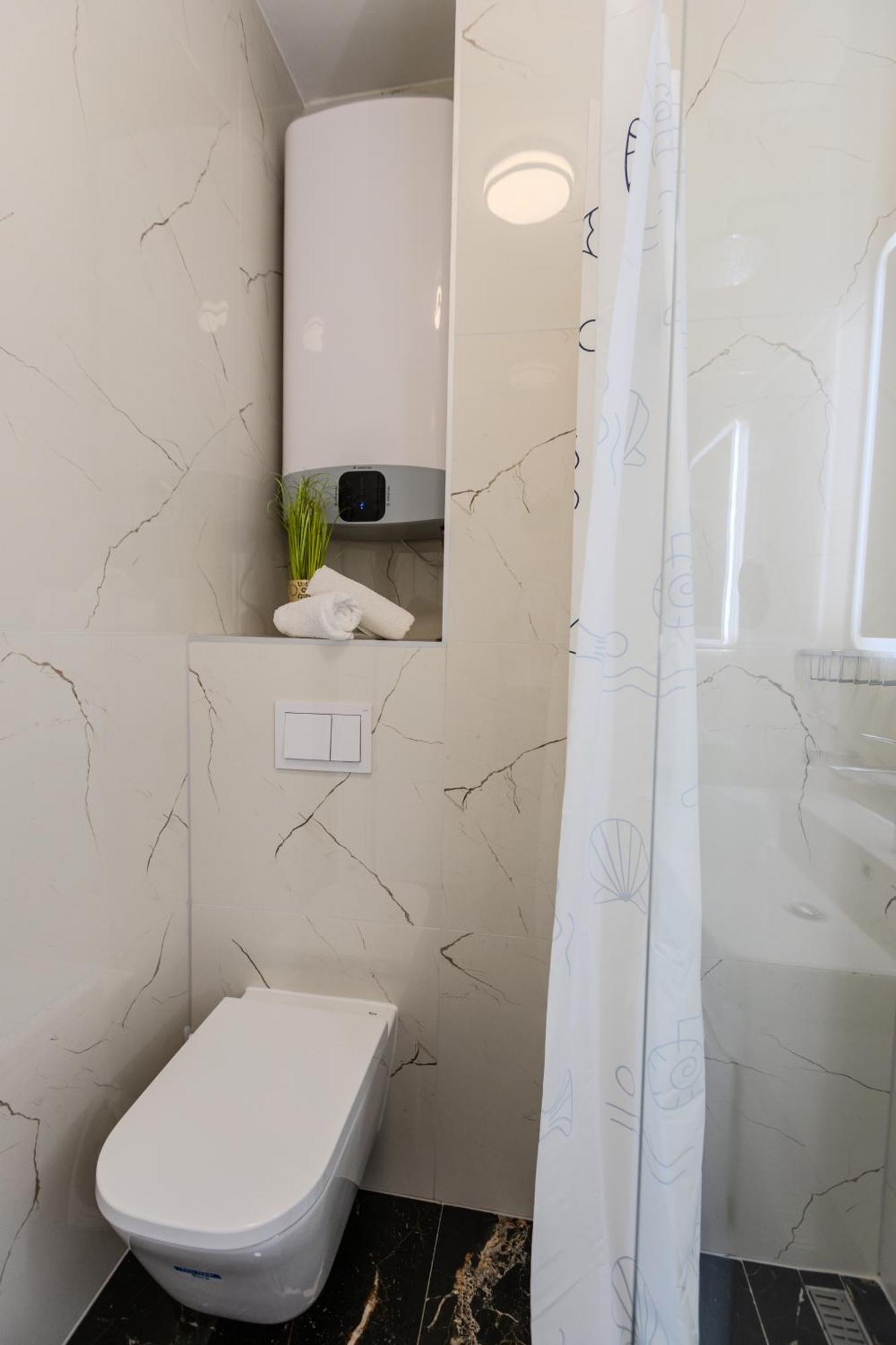 Apartments Lorena ปริฟลากา ภายนอก รูปภาพ