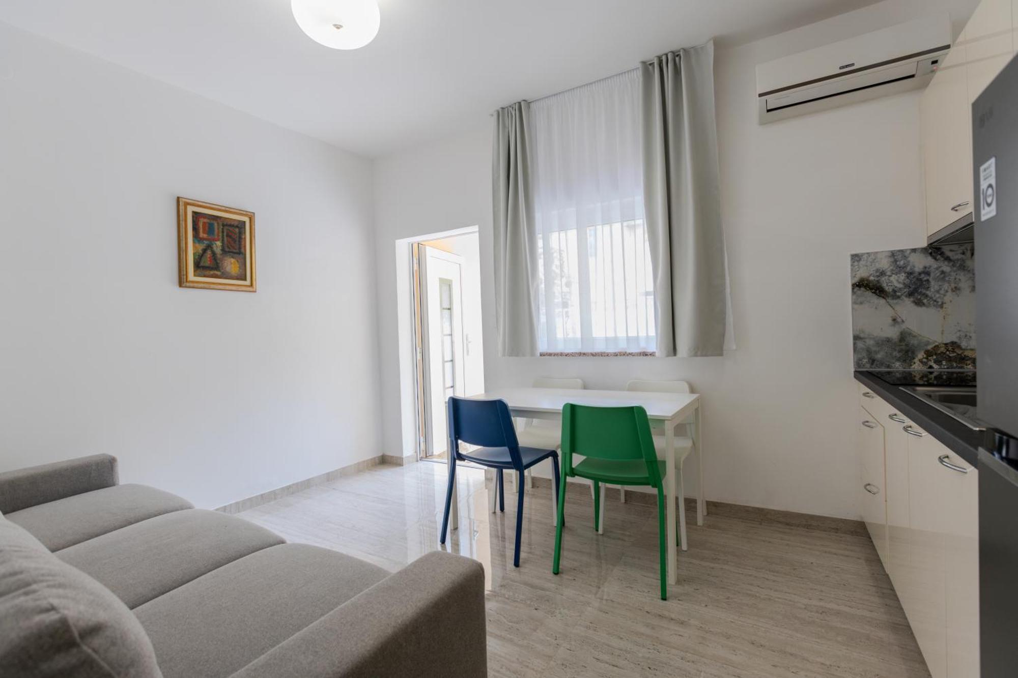 Apartments Lorena ปริฟลากา ภายนอก รูปภาพ